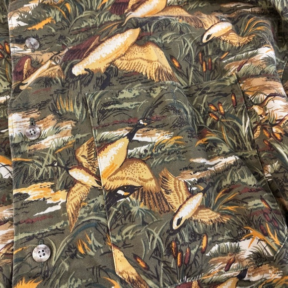 ❗️SOLD ❗️Banana Republic Safari Travel Cotton Flannel Button Down - Picture 3 of 7